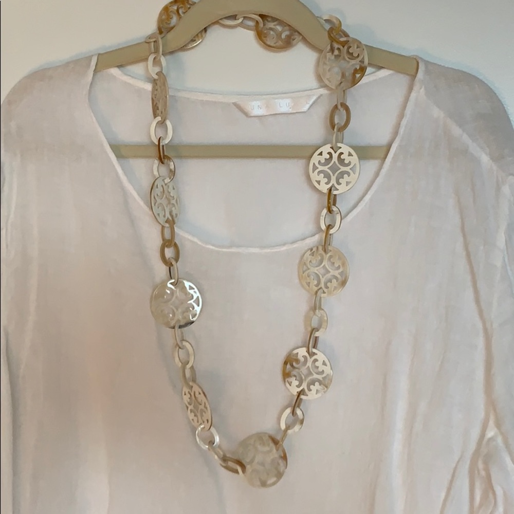 NWOT Water Buffalo Medallion Necklace